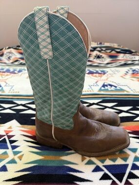 Macie Bean Boots- M9159 Tex Marks the Spot